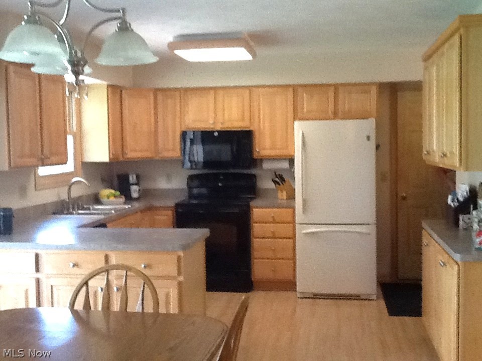 Hunt Club Mdws 04 - Residential