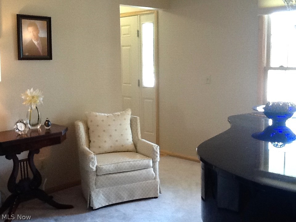 Hunt Club Mdws 04 - Residential