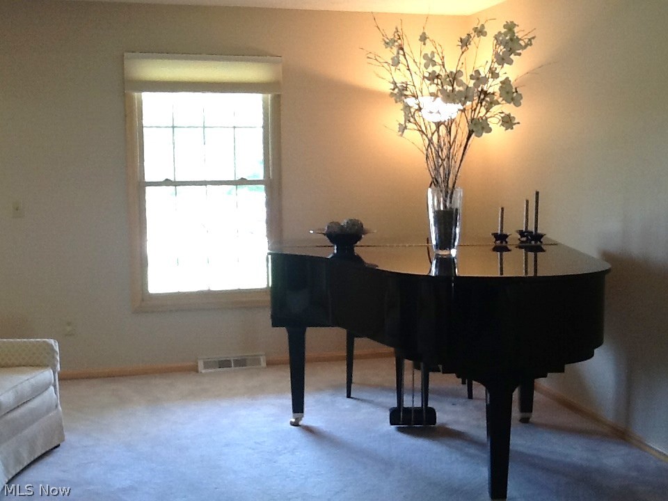 Hunt Club Mdws 04 - Residential