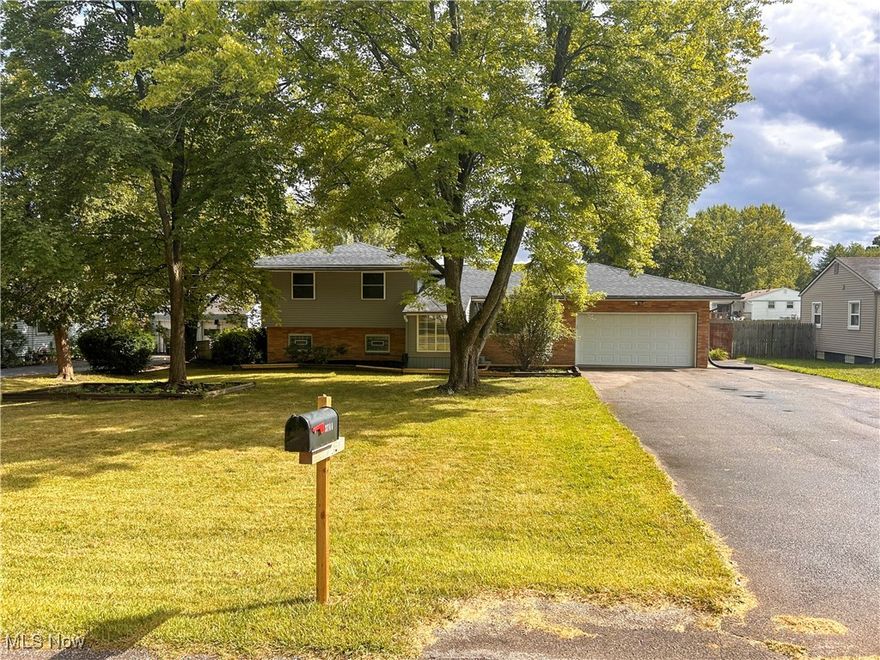 Welcome to this fully refreshed 3-bedroom, 1.5-bath home in the sought-after Howland School District. Step inside to discover modern flooring, an updated kitchen, and refreshed baths that make this home completely move-in ready. The spacious layout flows into a large back deck and fenced-in yard, perfect for entertaining, pets, or play. An in-ground pool—currently drained but fully operational—adds even more to enjoy in the warmer months. With a two-car garage, ample storage, and convenient location near schools, shopping, and parks, this home checks all the boxes. Don’t wait - schedule your showing today and make 3744 Valacamp Ave SE your new home!