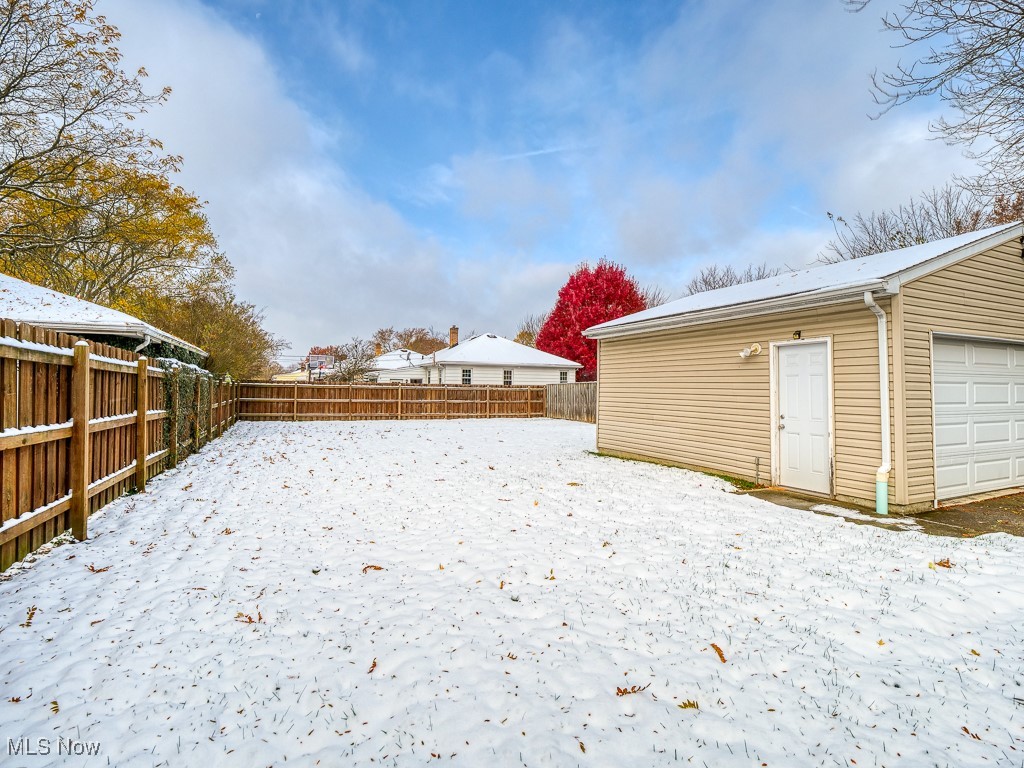 S H Kleinman Realty Cos Yorkl - Residential