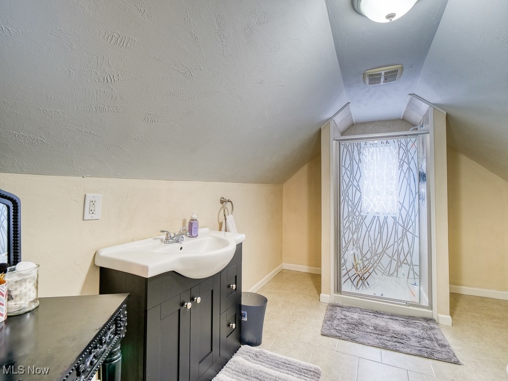 S H Kleinman Realty Cos Yorkl - Residential