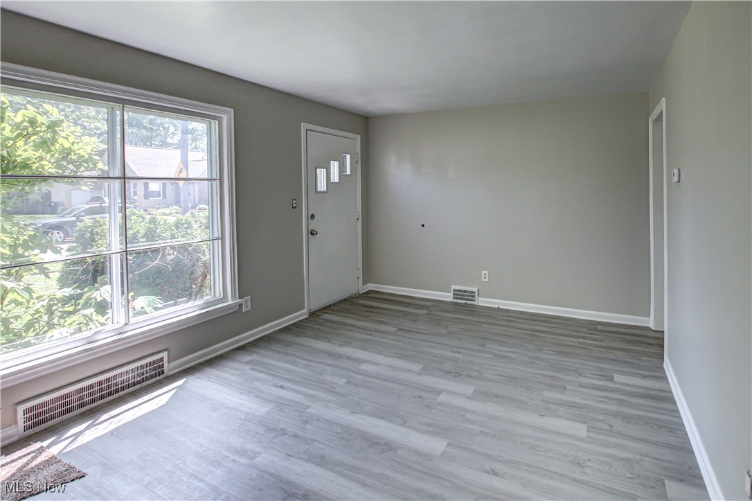 Cleveland Heights, Ohio 44118, United States, 4 Bedrooms Bedrooms, ,2 BathroomsBathrooms,Residential,Active,132623