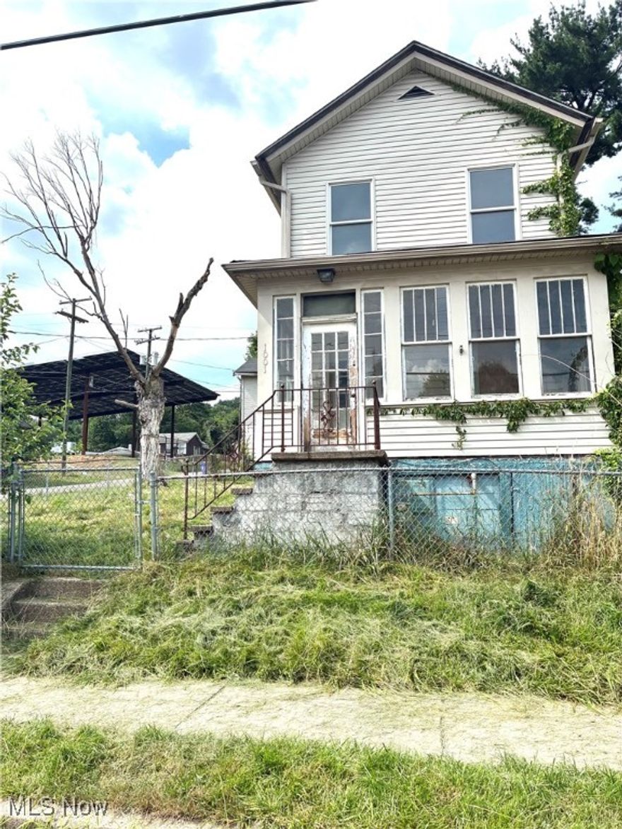 Handyman Special with Bonus Income!!! 3-Bedroom Home + Garage Apartment

Calling all investors, flippers, or handy buyers! This 3-bedroom, 1-bath home is packed with potential that has already been started just ready for your final touches. Located on a spacious lot, the property includes a detached garage with a 1-bedroom apartment above—currently generating rental income! Whether you’re looking to renovate and flip, build equity as you go, or create your dream home, this is your opportunity to do it on your terms. The garage apartment is a huge bonus—perfect as a rental to offset your mortgage, a guest space, or even a private home office. The current tenant would love to stay, making this an easy transition for a new owner looking for instant cash flow. Bring your tools and your imagination— Sold as-is. Don’t miss this opportunity to build equity and create something special. Schedule your showing today!