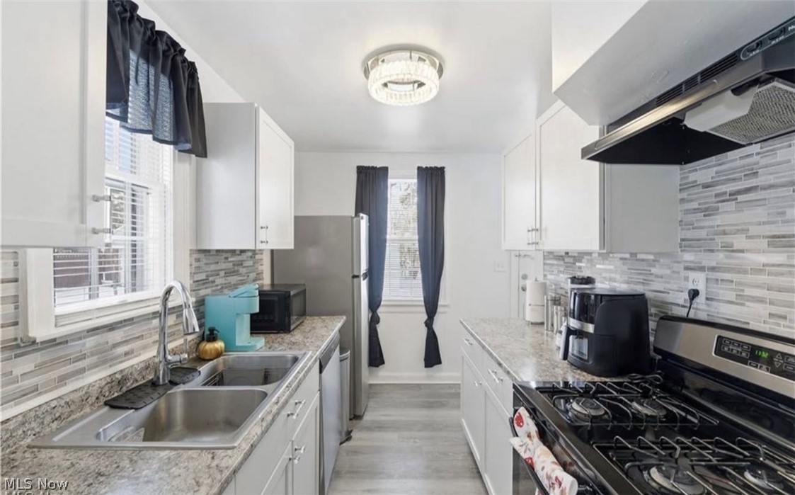 Philip Raimers 03 Libby G - Residential