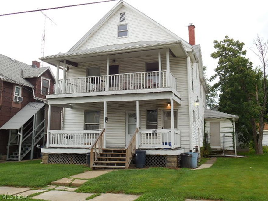 Nice clean 1st floor duplex.  Featuring 2 bedrooms, 1 full bath, full dining room, with newer carpet, big front porch and more.