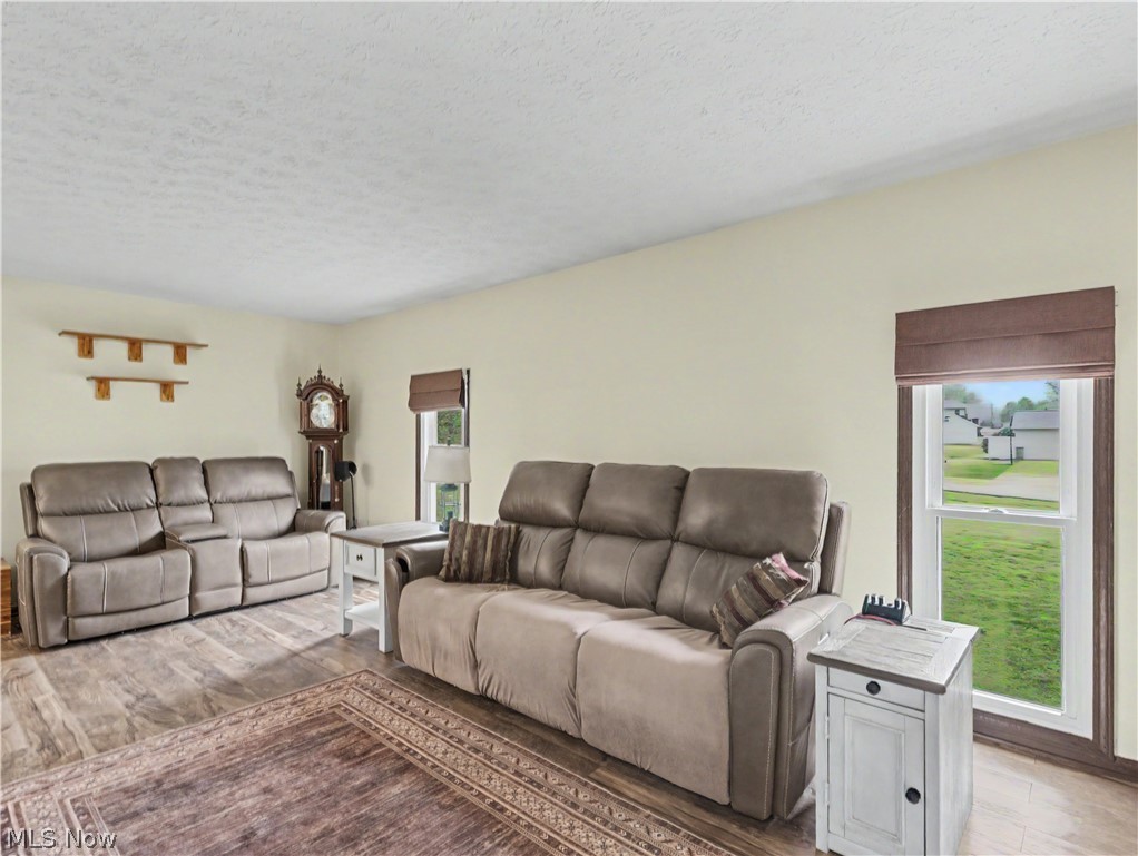 Hidden Knolls Estates - Residential