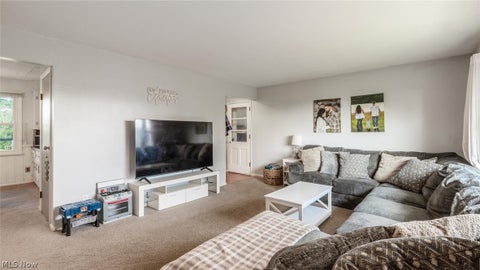 Tiny photo for 103 Downing Dr, Zanesville, OH 43701 (MLS # 5240781)