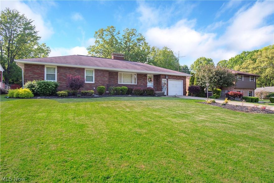 Awesome 3 Bedroom/2 Full Bath RANCH Home with 1 Car Attached Garage & Private Backyard.  Home Features Include:  Large Front Living Room with Floor to Ceiling Brick Gas Fireplace, Spacious Kitchen with Lots Of Cabinet Space & Breakfast Area, 3 Large Bedrooms, Full Bath with Tub & Separate Shower, Two Linen Closets, & Tons of Closet Space. Lower Level offers tons of Closet Space, Rec. Room Area with Bar, and Full Bath.  Updates Include:  New Windows - 2006.  Updated Electric - 2018.