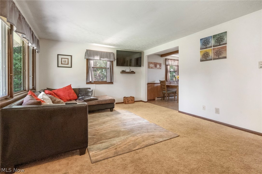 Valli Hi Acres - Residential