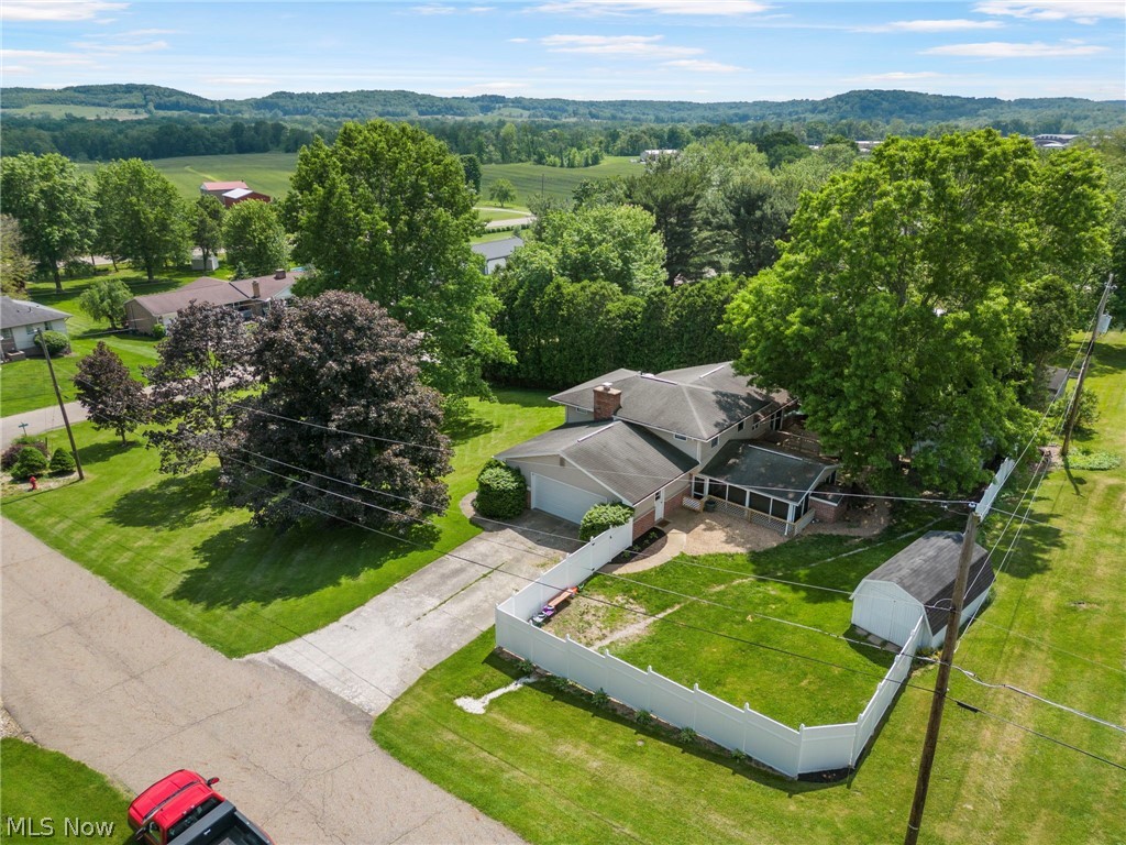 Valli Hi Acres - Residential