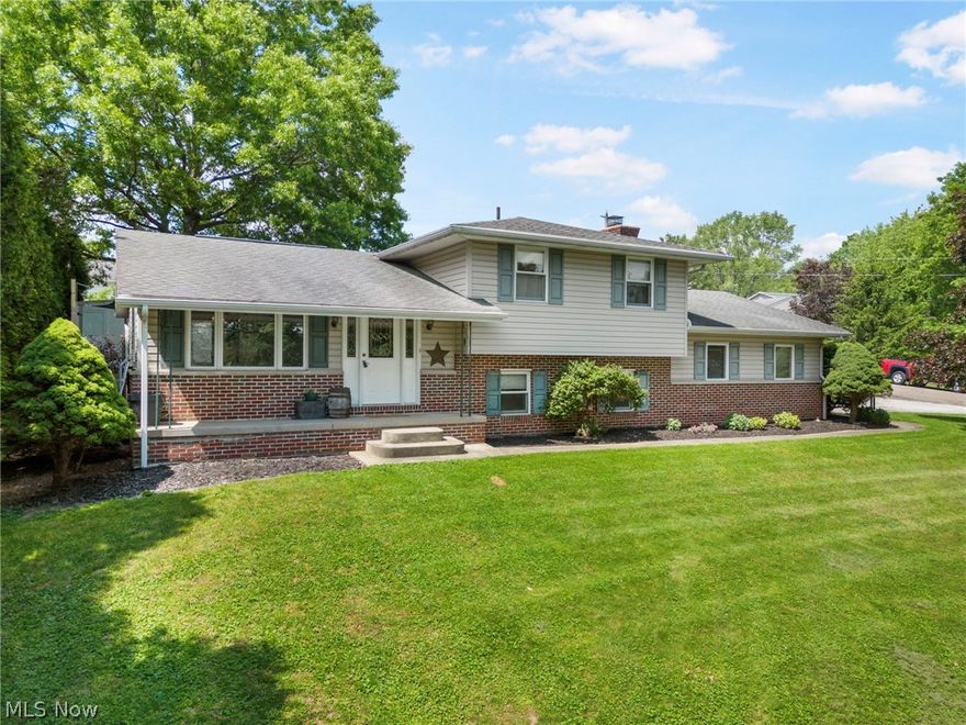 Quiet neighborhood - Split level home in Sandy Valley Schools - No through traffic - Over half an acre lot - Vinyl privacy fenced yard with a deck and screened in patio - Wet bar in finished lower level - 8x12 shed in the back yard.