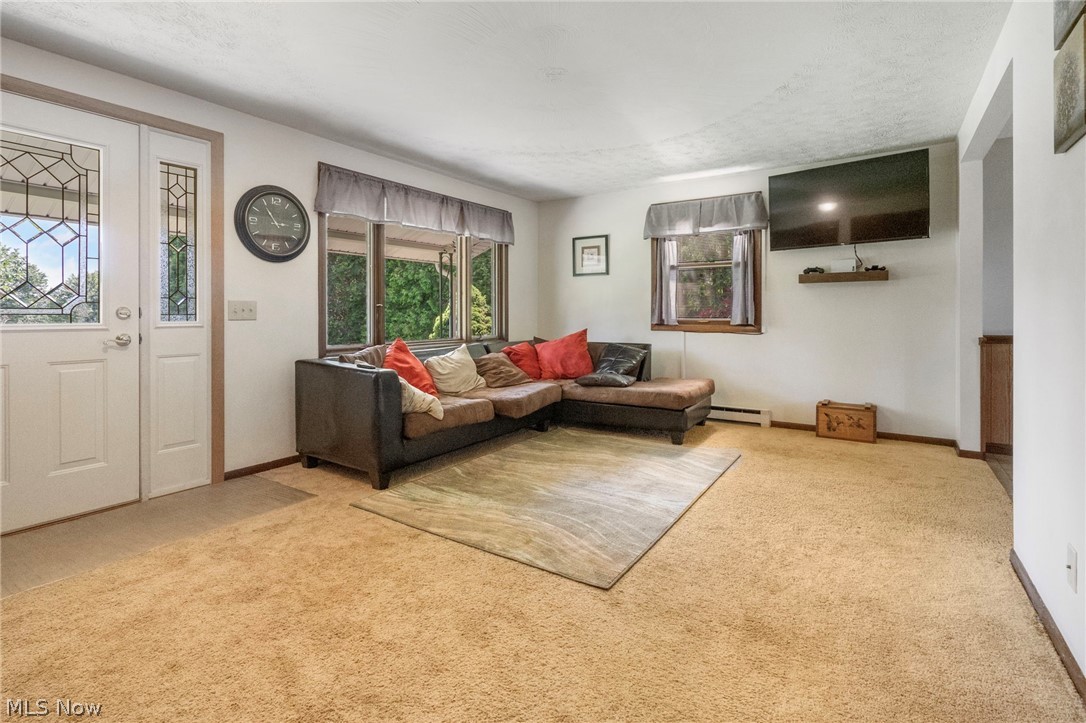 Valli Hi Acres - Residential