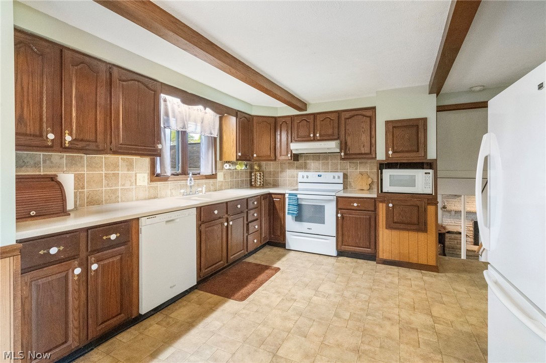 Valli Hi Acres - Residential