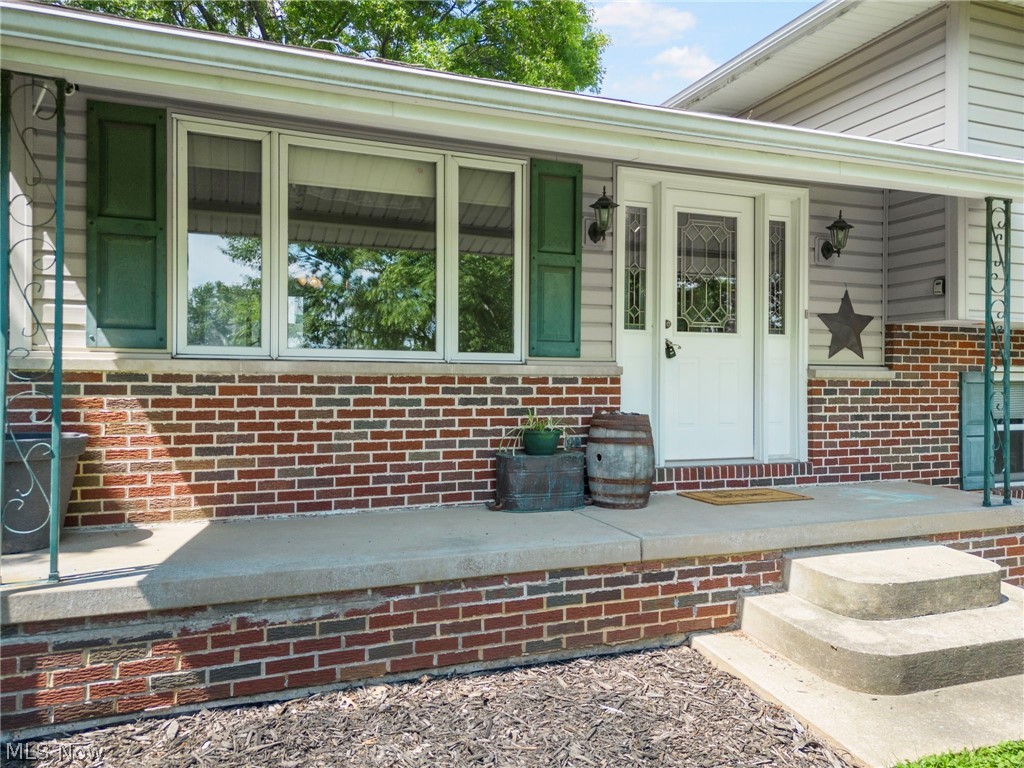 Valli Hi Acres - Residential