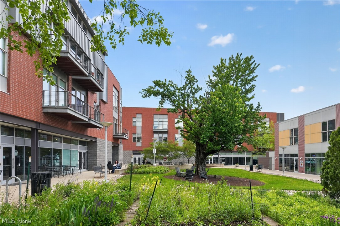 East College St Condo Blvd Bo - Residential