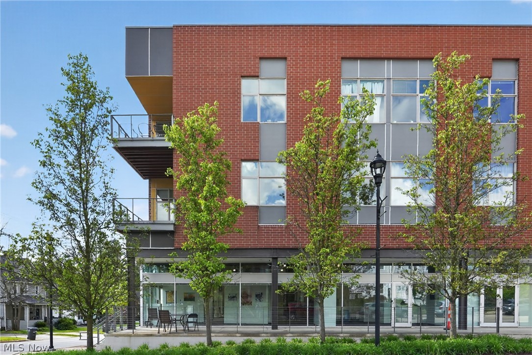 East College St Condo Blvd Bo - Residential
