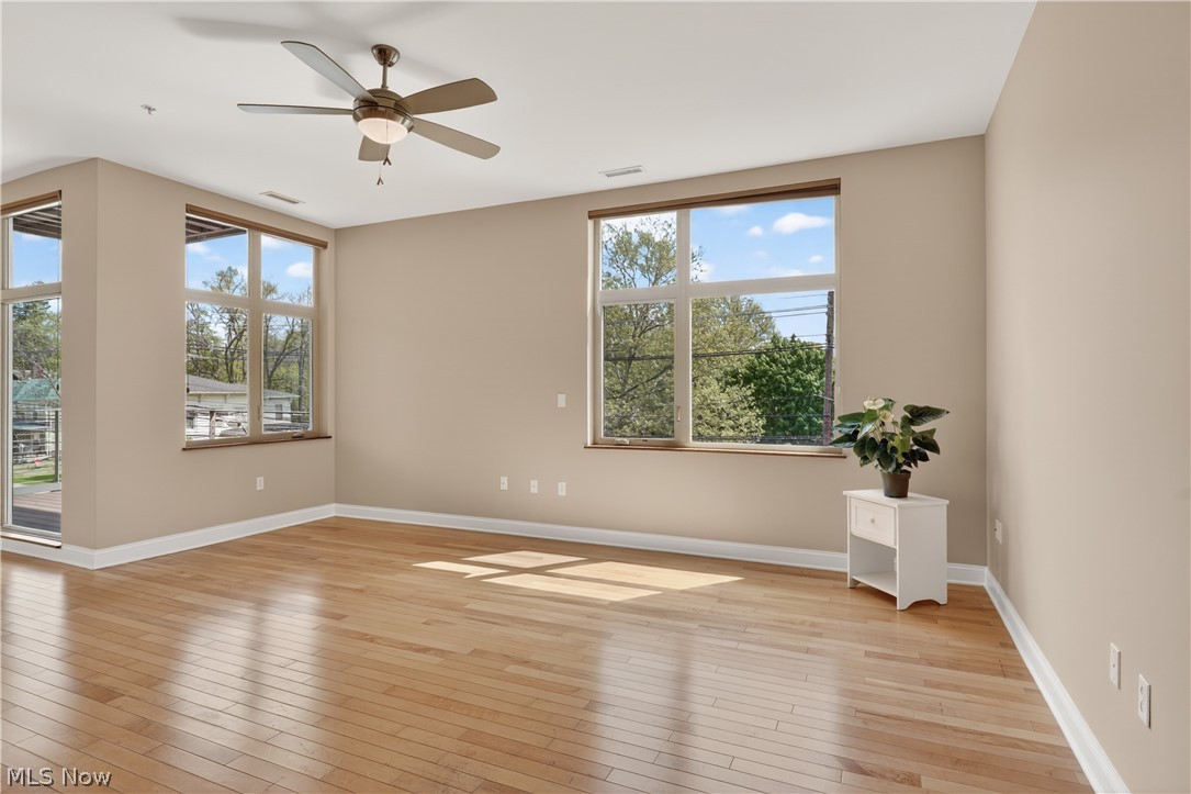 East College St Condo Blvd Bo - Residential