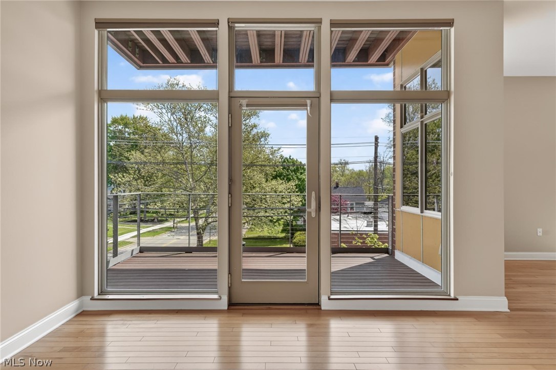 East College St Condo Blvd Bo - Residential