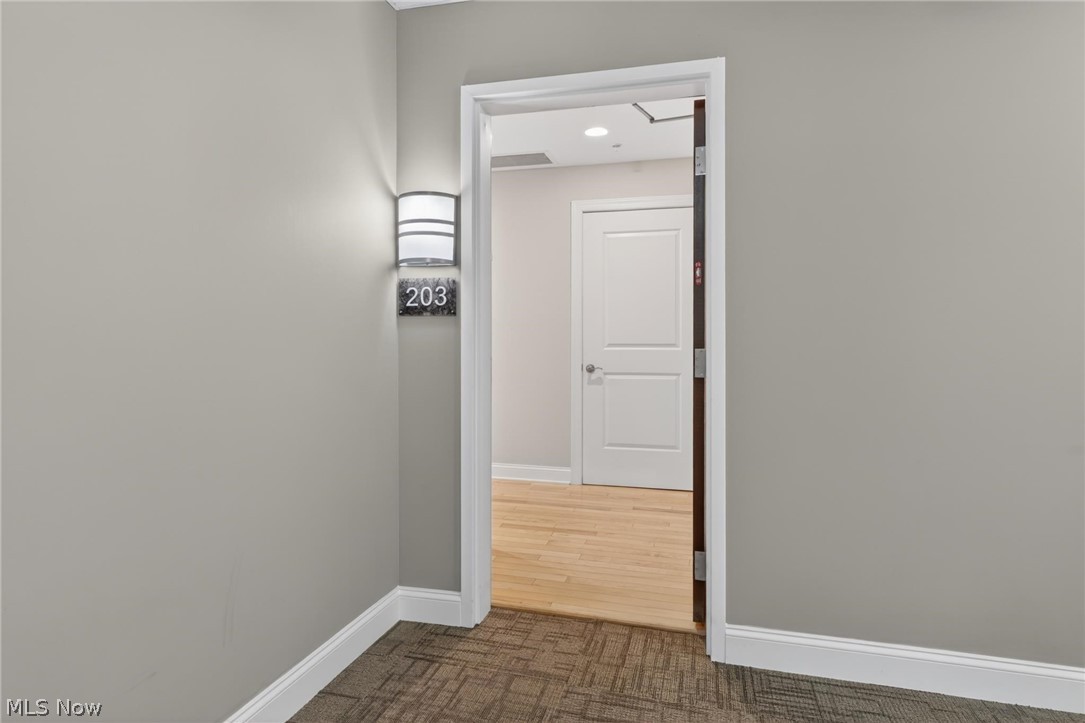 65 E College Street 203