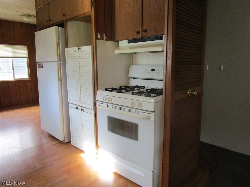 Parkwood Village - Residential