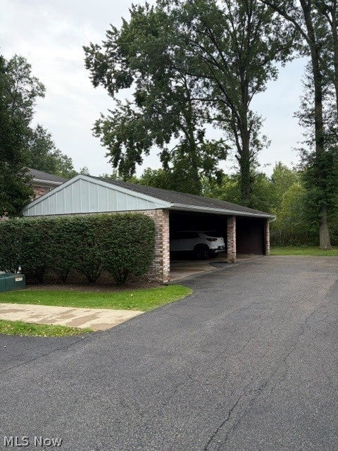 Tiny photo for 369 Quarry Lane #C, Warren, OH 44483 (MLS # 5240945)