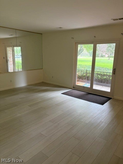 Tiny photo for 369 Quarry Lane #C, Warren, OH 44483 (MLS # 5240945)