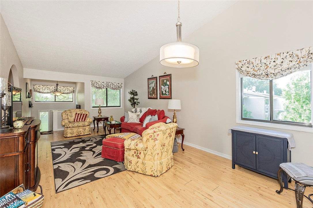 Painesville, Ohio 44077, United States, 3 Bedrooms Bedrooms, ,3 BathroomsBathrooms,Residential,Active,160984