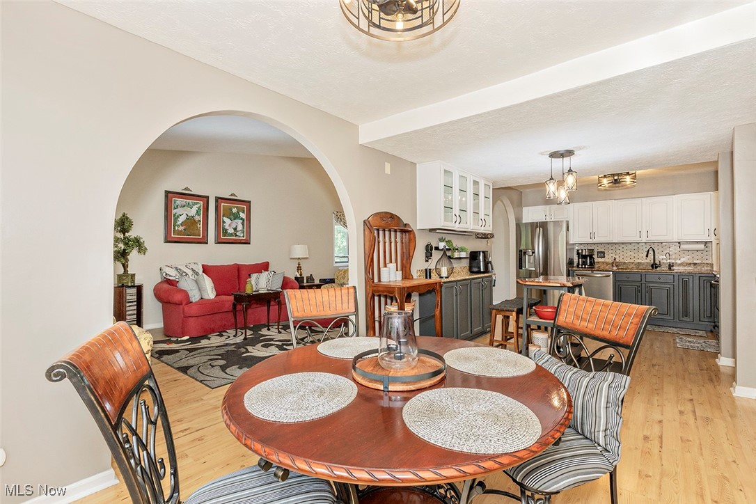 Painesville, Ohio 44077, United States, 3 Bedrooms Bedrooms, ,3 BathroomsBathrooms,Residential,Active,160984