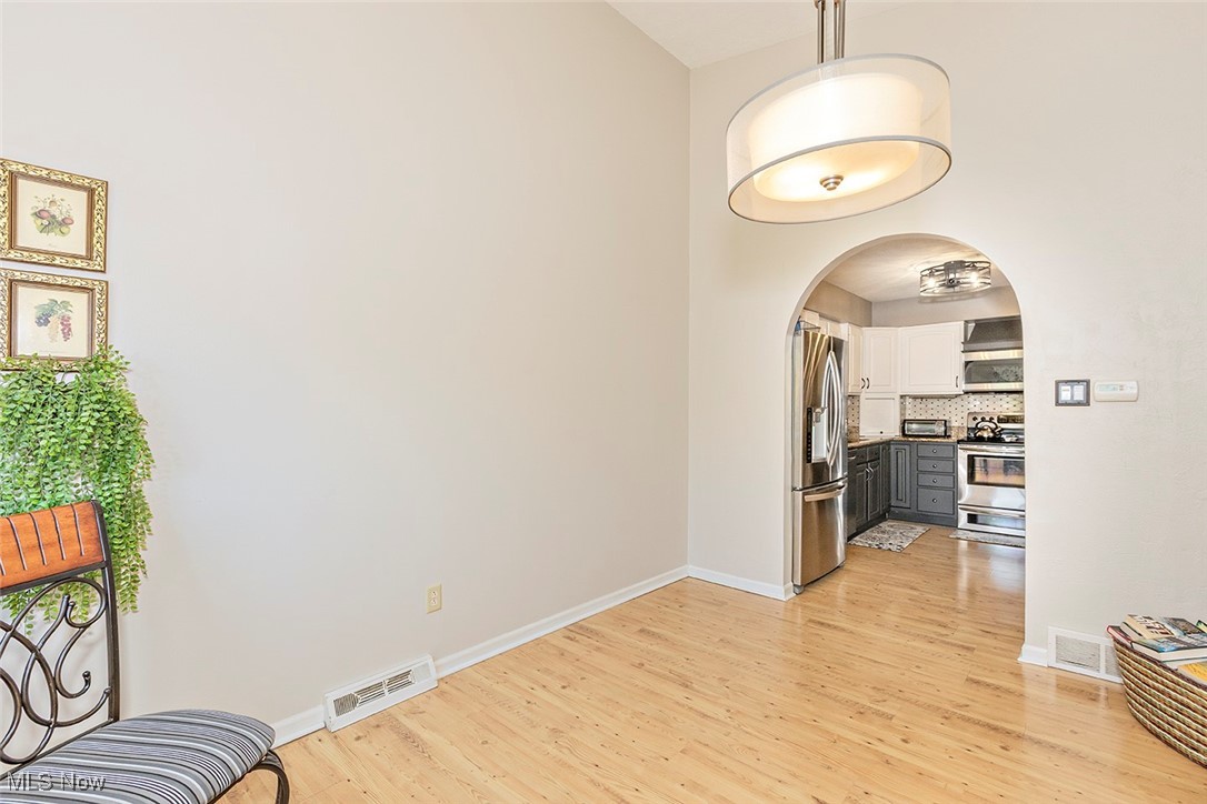 Painesville, Ohio 44077, United States, 3 Bedrooms Bedrooms, ,3 BathroomsBathrooms,Residential,Active,160984