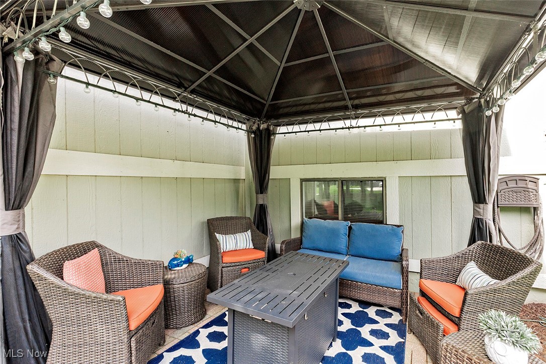 Painesville, Ohio 44077, United States, 3 Bedrooms Bedrooms, ,3 BathroomsBathrooms,Residential,Active,160984