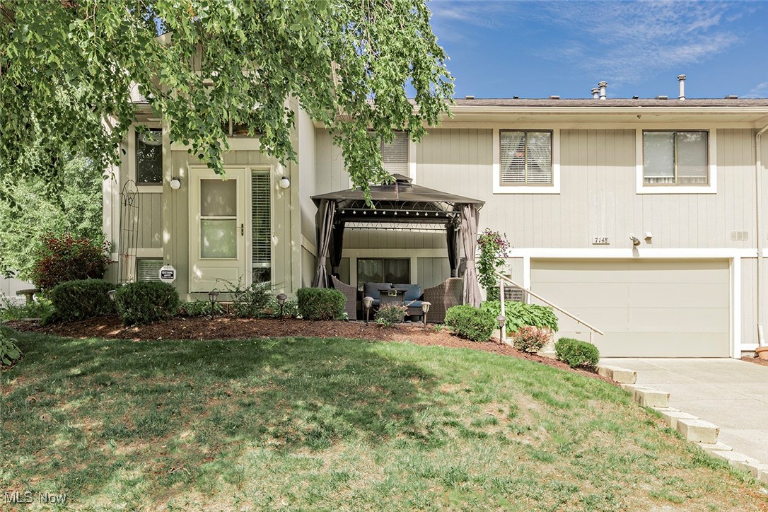 Painesville, Ohio 44077, United States, 3 Bedrooms Bedrooms, ,3 BathroomsBathrooms,Residential,Active,160984