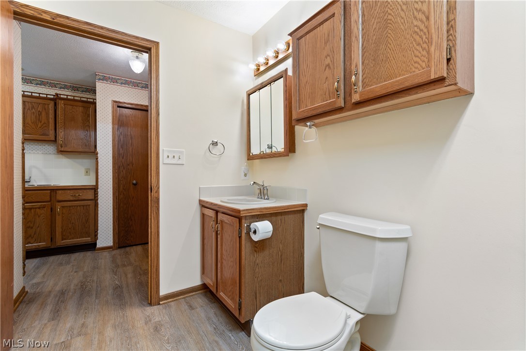 Hartville Country Commons Condo - Residential