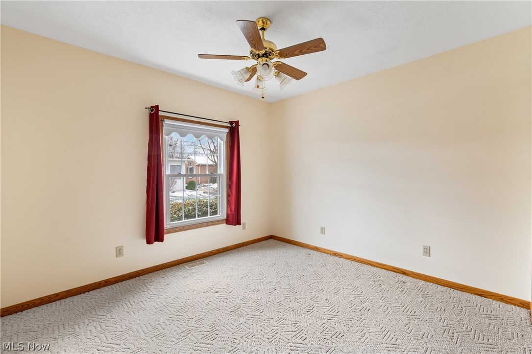 Hartville Country Commons Condo - Residential