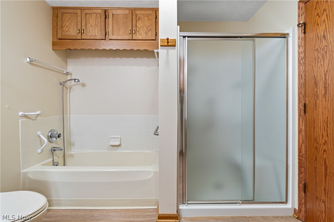 Hartville Country Commons Condo - Residential