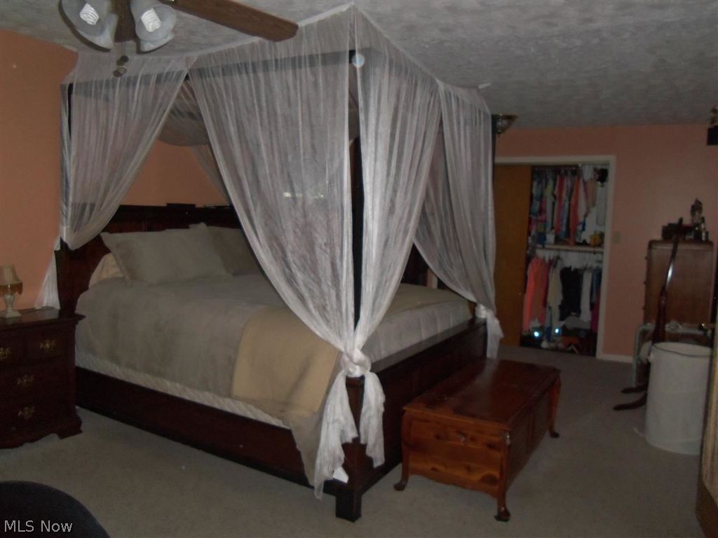 Helling Manor - Residential