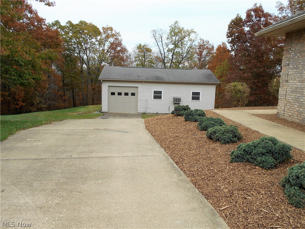 Lewis Pointe Sub - Residential