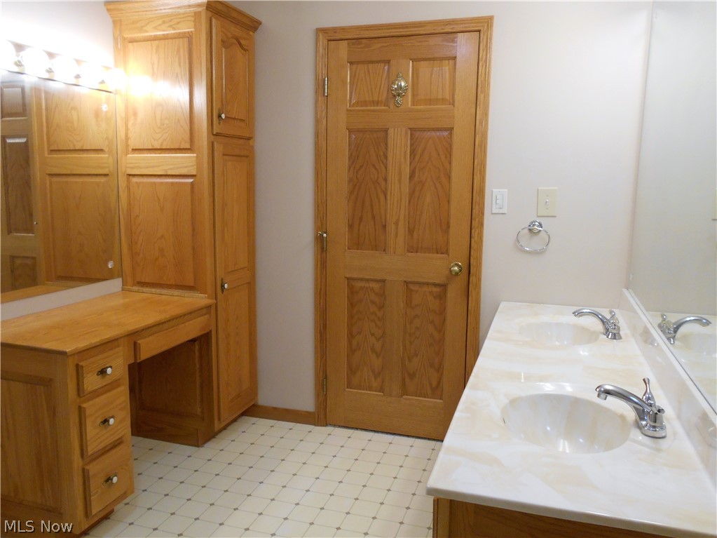 Lewis Pointe Sub - Residential