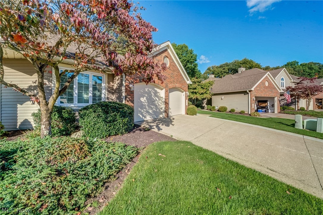 115 Ambleside Way