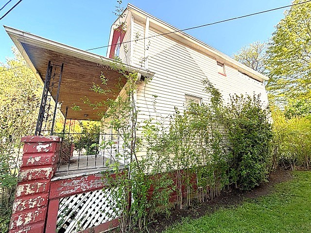 7510 Indiana Avenue, Cleveland, Ohio image 39