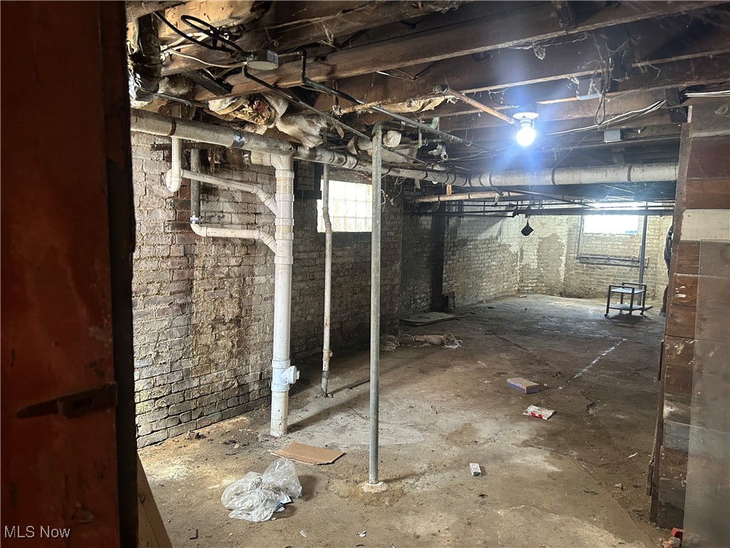 Lakewood Park - Commercial Sale