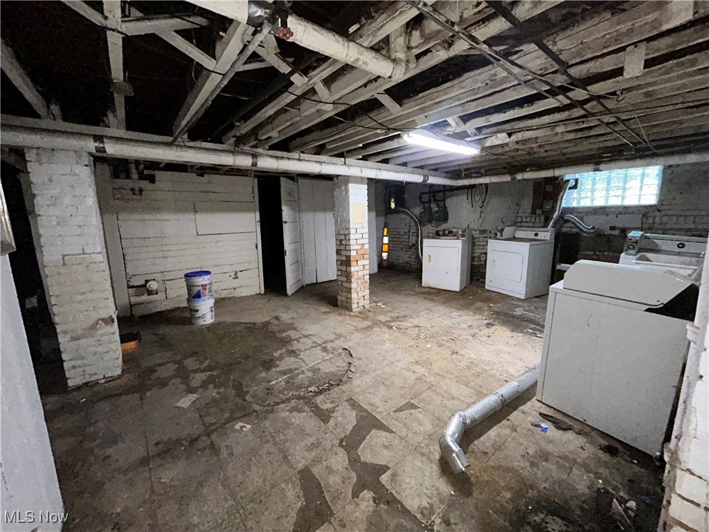 Lakewood Park - Commercial Sale