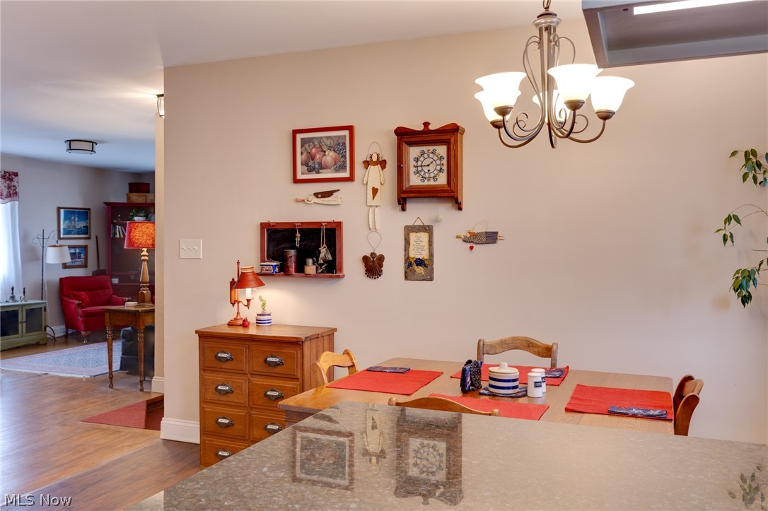 BEVERLY PK LOT 407 ALL - Residential