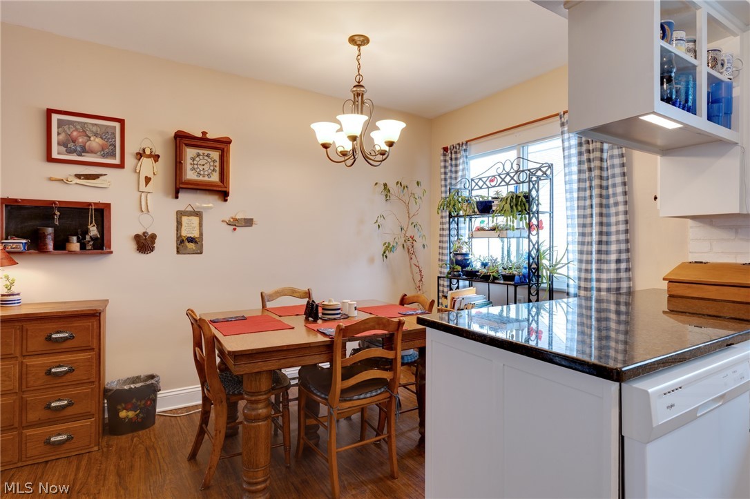 BEVERLY PK LOT 407 ALL - Residential