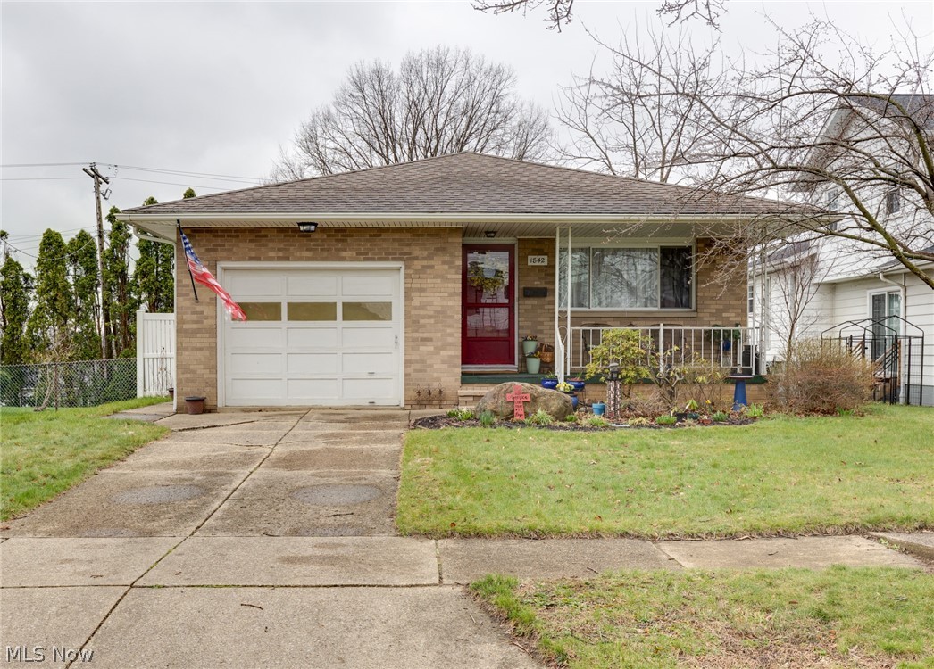 BEVERLY PK LOT 407 ALL - Residential