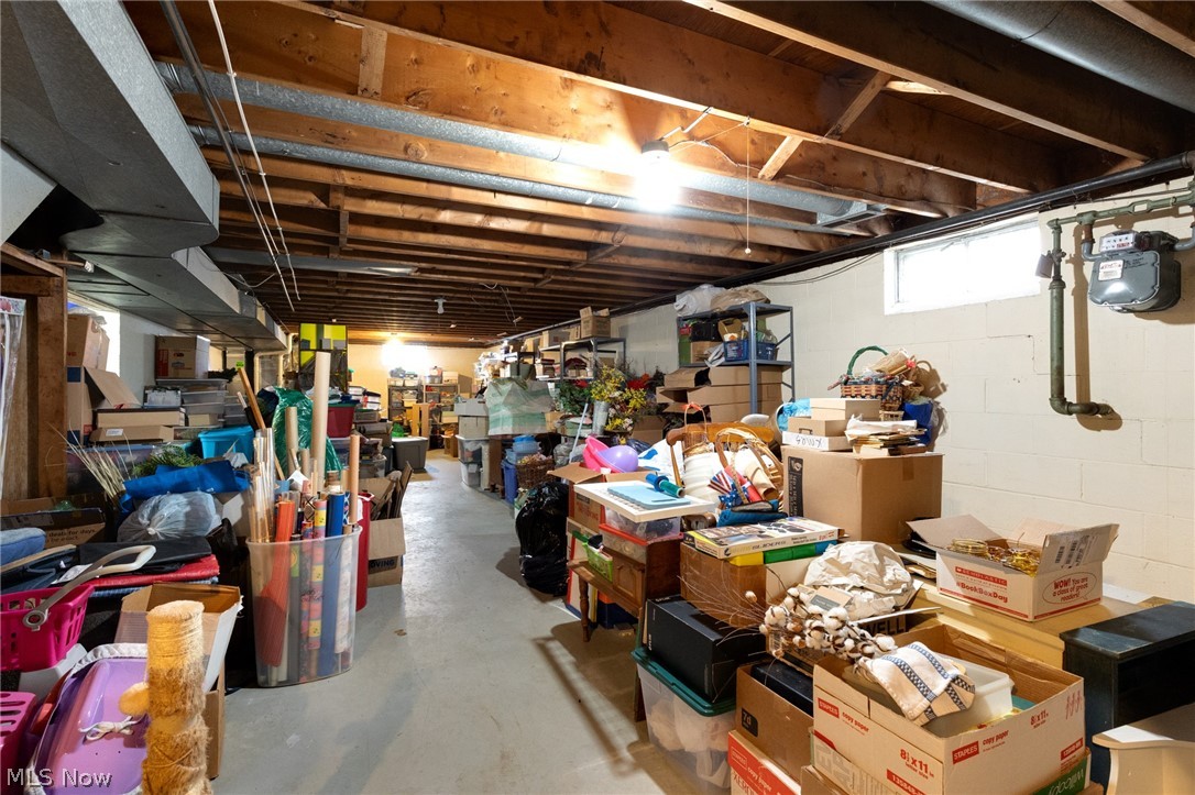 BEVERLY PK LOT 407 ALL - Residential