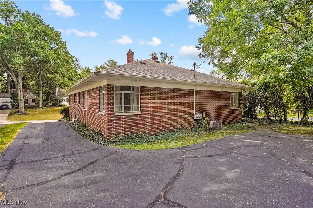 Chestnut Broad Acres - Residential Income