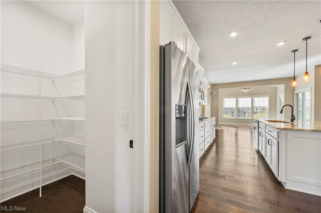 Reserve At River Oaks Sub - Residential