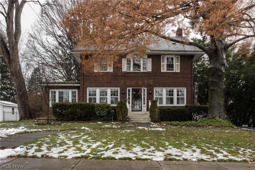 The old charm in this beautiful colonial is sure to catch your attention as soon as you walk through the door. The updated first floor with original french doors, fireplaces and a sun-room, are just a few of the many great features this home has to offer. The kitchen has ample storage, Off the kitchen is a remodeled half bath. Continue upstairs and you will find the 3 bedrooms, full bathroom, and upstairs laundry room, along with a bonus room overlooking the front yard! The character of this home is endless. Not only will the charm of this home dazzle you, it also has amenities such as a new furnace, central air, large back deck and an invisible pet fence around entire yard. In the summer enjoy your English Garden. Made up of ferns, hostas, perennials, and herbs this garden is little to no maintenance!
Close proximity to all the new shops, restaurants and events that take place down on Front St. in the Falls. Also easy access to hospital and highway. 
This home has so much to offer y