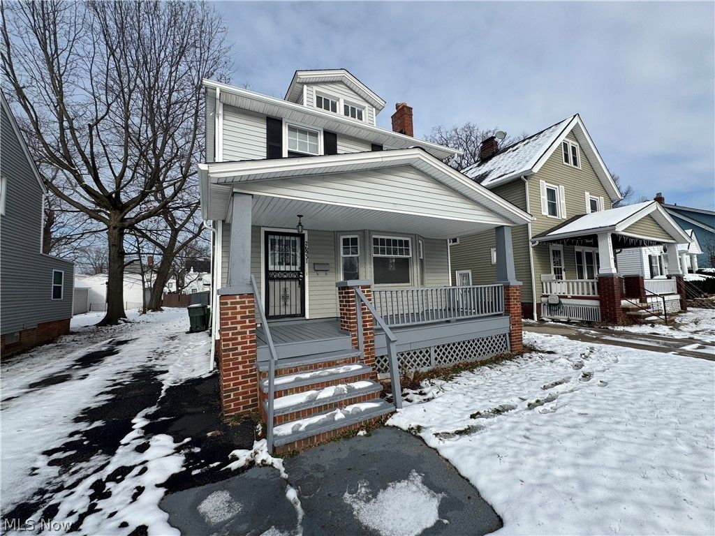 Photo of 26931 Shoreview Avenue, Euclid, OH 44132 (MLS # 5185663)